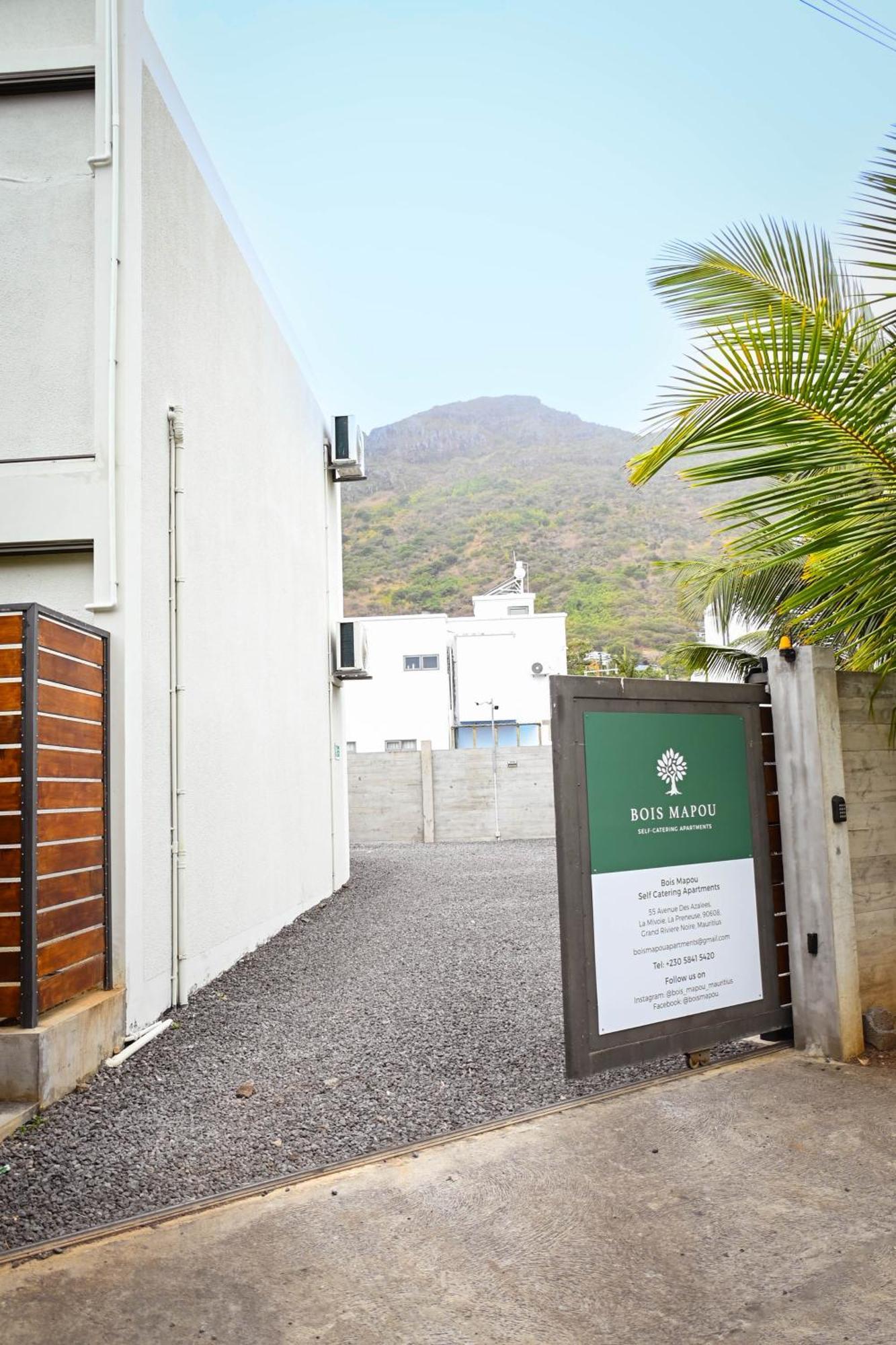 Bois Mapou Self Catering Apartments Unit 101 Rivière Noire Exterior foto